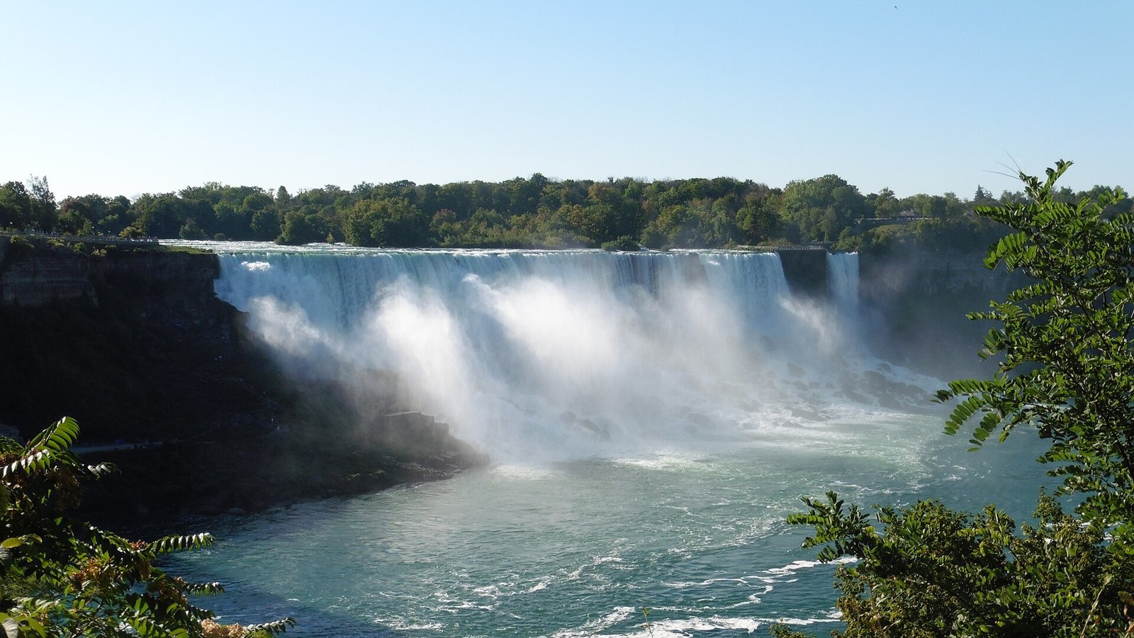 Niagara Falls city view